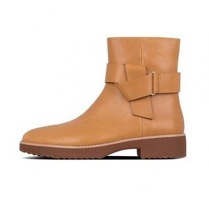 FitFlop Mustard Knot Leather Boot in Tan Brown